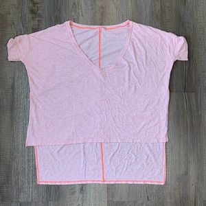 Lululemon pink heathered hi-lo top